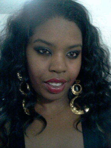 jazzebee_2live's profile picture. 