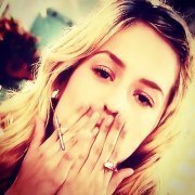 Eu escalaria o everest so pra ver um sorriso no seu rosto @sophiaabrahao ,Madrinha:@Fc_Lua__Arthur_ Padrim:@UmSophizete FC desde 28.12.12