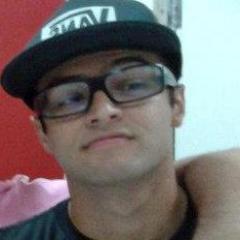 Ele fica perdido no dia a dia,
O dia a dia tá perdido no tempo,
E o tempo já se perdeu no incompreensível.