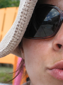 lolinha09's profile picture. 