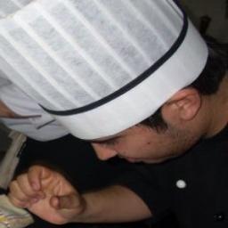 Cocinero Revolucionario Latinoamericano. Hincha enfermo de Boca Juniors. No me vuelve loco el chocolate.