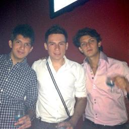 estudio ingenieria en engergias renovables y equis, somos chavos