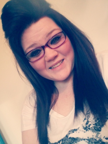 Allison Karol / 19 / Funny & cool af / Followme(: