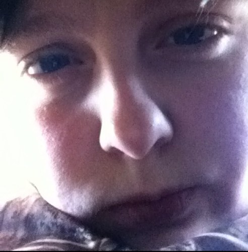 im 19, I play hockey, im taken by the most amazing girl in the world Caitlin.