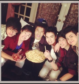 #OCA we're here to protect @ChicserOfficial all the way!=))