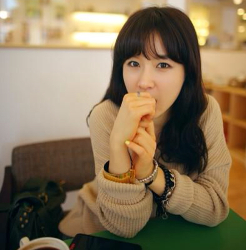 VERIFIED RolePlayer ulzzang Ban YoonHee(반윤희 ) from @SM_RolePlayer | 1986 line| RUNNING MAN WORLD