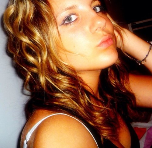 ChoussJulie's profile picture. 