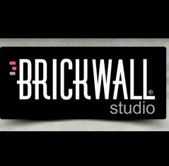 Brickwall Studio® empresa formada en enero del 2013, con el objetivo de poder ofrecer la mejor alternativa en PRODUCCIÓN MUSICAL profesional a bajo costo.