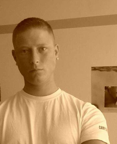 frankgossmann23's profile picture. 