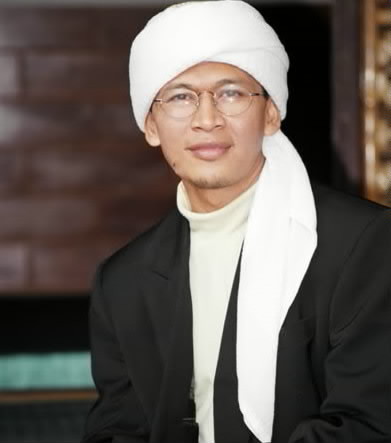 Semakin YAKIN dan PATUH kpd Alloh, akan semakin nyaman dan mantap mengarungi hidup ini, apapun yg terjadi. #agendaAa #infoDT