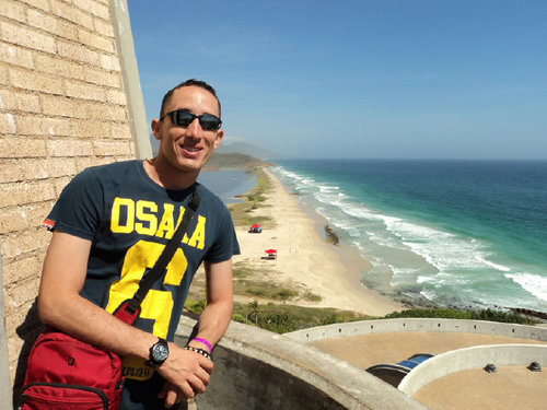 fcolopezg's profile picture. Venezolano 🇻🇪 en Chile 🇨🇱

Amante del Outdoor 🧗🏻‍♂️, el Running 🏃🏻‍♂️ y entusiasta del Buceo 🦈 https://t.co/UnQHB8OEb0