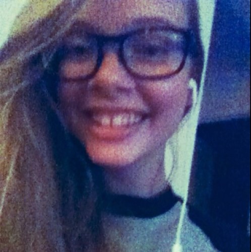 amyisaloser's profile picture. im trying to be punk this boyband isnt helping