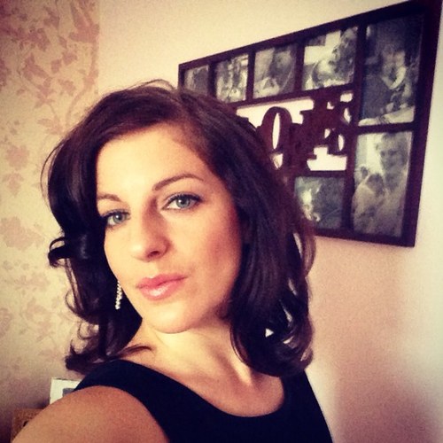 HAYLEY_BUTTON86's profile picture. A mother to little Archie 3 years old and growing up fast, a gf to my bo Casey'Mitchell and hopefully soon to be a partner of a successful new buisness!! :-)