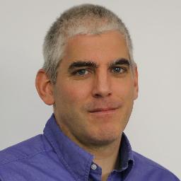 Veteran online marketer (15 years) tweeting marketing links and tips.