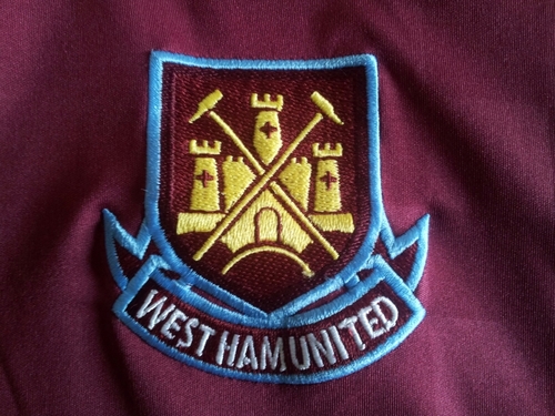 Just a typical west ham united season ticket holder who enjoys sharing opinions and stats with fellow west ham fans!