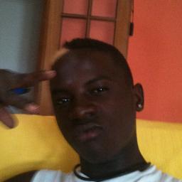 slt c malal beau jeune et sympa