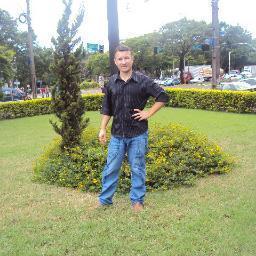 EU SEMPRE  EU , FELIZ COM A VIDA  CURTINDO TUDO QUE POSSO HOJE , AMANDO HOJE  ... NÃO DEIXANDO NADA PARA  AMANHÃ  PORQUE NÃO SEI SE VIVEREI !!!