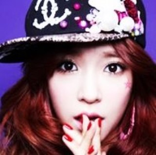 Girls' Generation (소녀시대) | Tiffany (티파니) ► Twitter Page for Filipino Fanytastics (header by Halo)