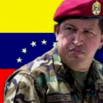 Trabajando con el pueblo y para el pueblo de Bolívar y Chávez.... Con Etiqueta Revolucionaria Caracha...