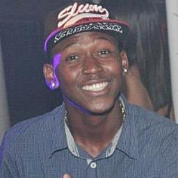 Quem se descreve se limita !