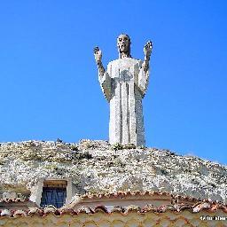 Si hay un postureo en Palencia, ese es el del Cristo del Otero...y la de tiempo que lleva así.