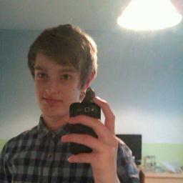 Zach1308's profile picture. Can't really think of anything to write hear so im just going follow me please :)