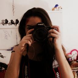 Eu costumava mandar, sentir o medo nos olhos dos meus inimigos. Em um minuto eu segurava a chave, no outro as paredes estavam fechadas contra mim