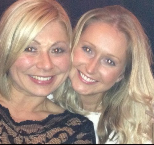 IT Training Consultant loves shopping shoes champagne (expensive) & cocktails with the girls x