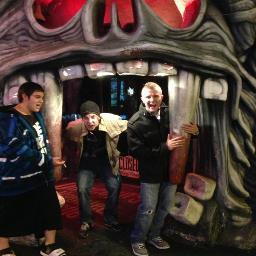 FluffeePwnzz's profile picture. ℉συґṰẘℯᾔт¥