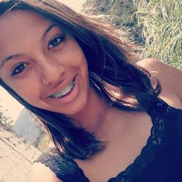 Eu tte passei a missão tte falei como é qe é , anttes de falar de mim
ve se aprende a ser mulher ♫
Aqq. aa chapa não esquentta, Aqq aa chapa ferve Caralho . ϟ