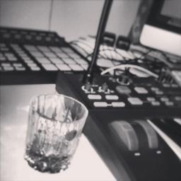 Promoting for music producer @session600... NEW INSTRUMENTAL MIXTAPE OUT SOON - HEART OF THE CITY - VOL. 1