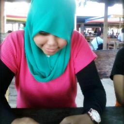 dila l 19 tahun l asal alor setar , Kedah l study Pahang l mxis/clcom l i'm 1994 . .