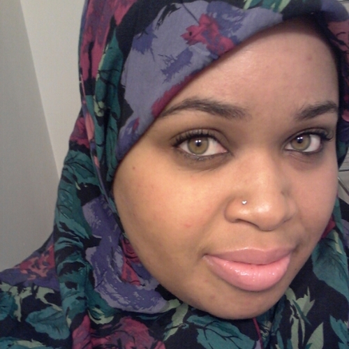 Pretty muslimah. .deen over dunya . .ig: smileygs
