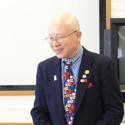 ボート人と言ったほうが良いのかも・・・60年間ローイングを続けている。今は鶴見川での活動が主となっているが、国際・アジアのボート人としては2008年の北京・パラリンまでは公式活動を続けて来た。横浜ジュニアローイングスクールを今春立ち上げ、青少年のボート人口の増大に注力することにした。障害児者もウェルカム…友よ集まれ!