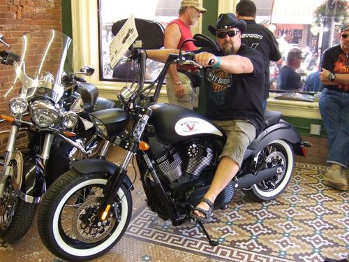 Engineer from the UK - love bikes.
Banners Broker Affiliate.