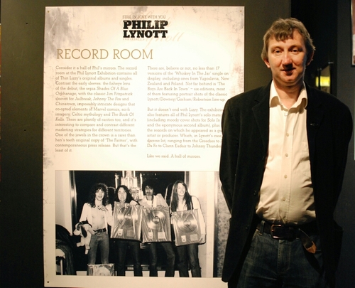 FaughtsFairs's profile picture. 