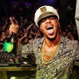 SKYBLU_LMFA0's profile picture. Yeeeah