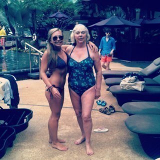 RachFairbro's profile picture. 