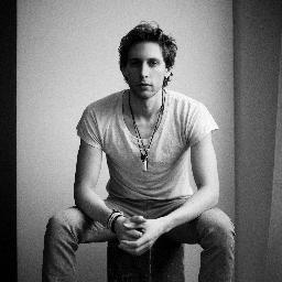 Singer-Songwriter toured with Javier Colon (winner of NBCs The Voice). Guarded featured in hit TV drama The Vampire Diaries. Also making music as @thebornlove