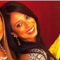 Sou como você me vê. Posso ser leve como uma brisa ou forte como uma ventania! Depende de quando e como você me vê passar...