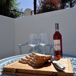 Charming 2 bedroom self-catering gîte in rural France.                    A relaxing home from home retreat.