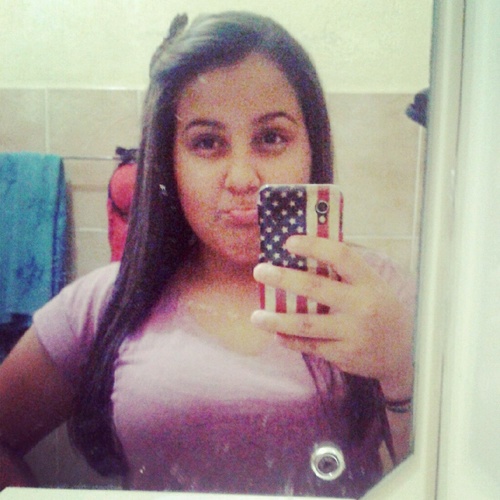 whats 94819976 :3     face: thais chacon     insta: thais_albuqurque