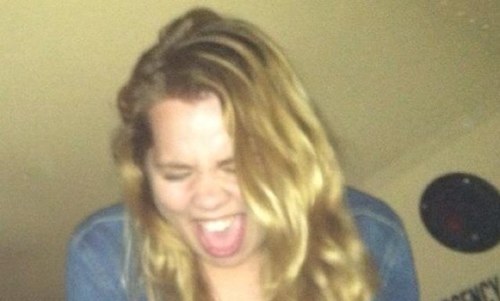 ShitKristenSays's profile picture. 