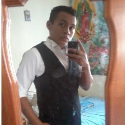 No, No es fácil olvidar, y menos a la persona que pensabas que era tu otra mitad
]] !Prefiero los sentimientos antes que el Físico¡