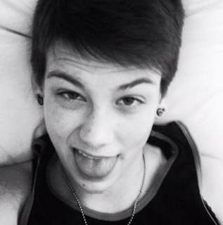 Shaelyn/15/lesbian/single/ OM&M 3