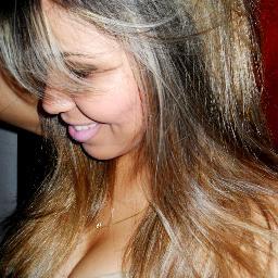 ...Porque,embora quem quase morra esteja vivo,
quem quase vive já morreu.