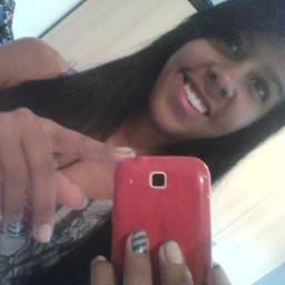 Afasta o que te machuca. Reaproxima o que te faz #bem.'