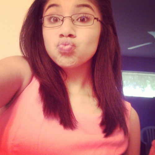 follow me ? i Follow back ; p