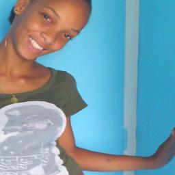 En 160 Caractère, C'est pas Possiible .. Follow Me :p .. #TeamSecteurM ...