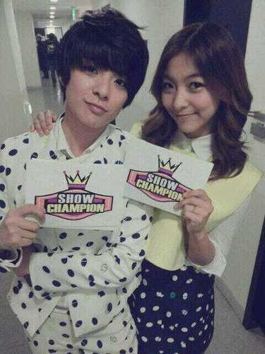 AmberLiuFx_E's profile picture. [V] @ElectricRP | 92line member of F(x) | @ParkJiYeon_E's unnie | #fxunited